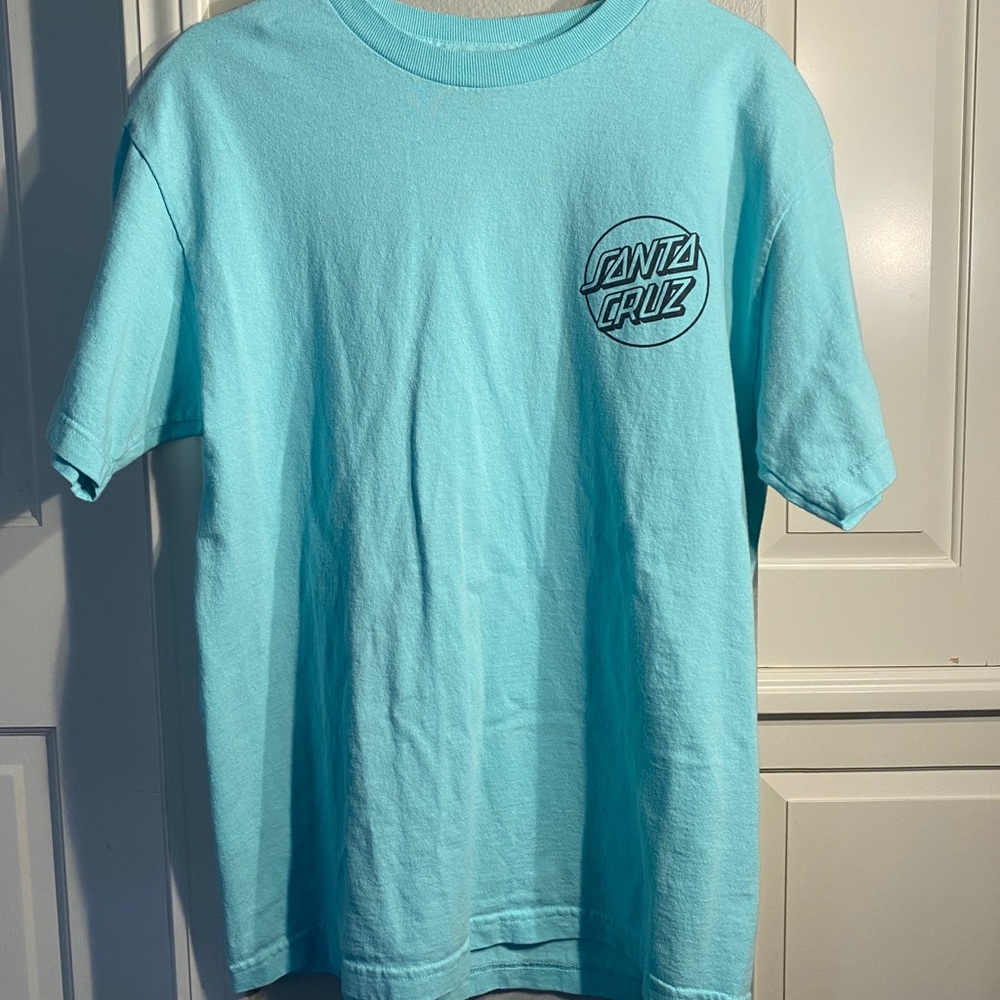 Santa Cruz light blue tshirt medium